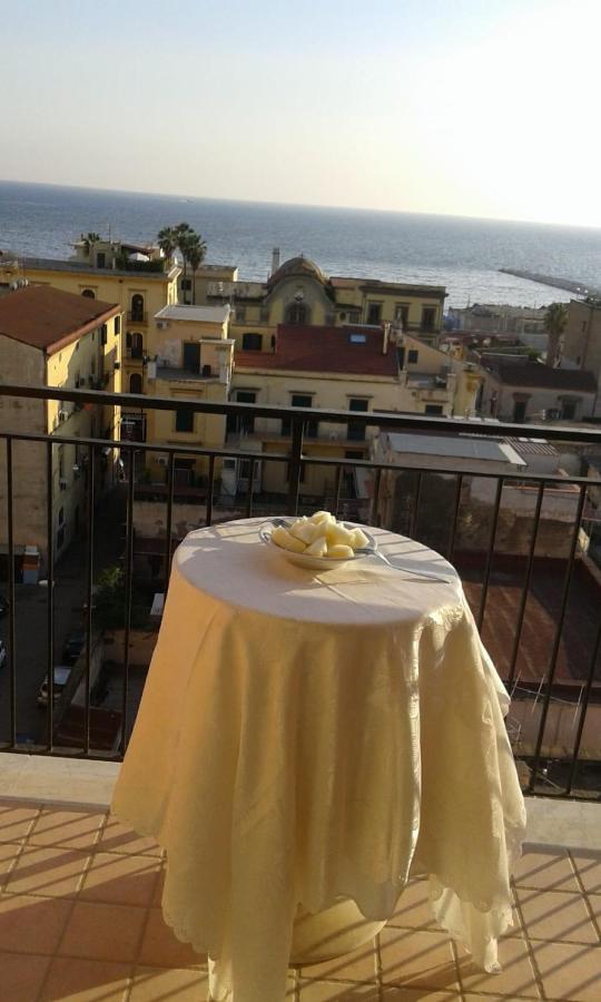 Napoli "Da Antonio" Apartment ภายนอก รูปภาพ